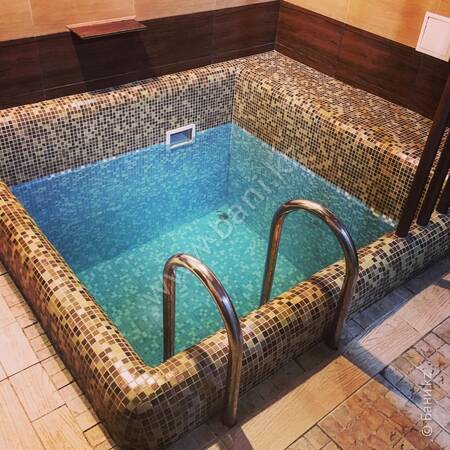 Сауна с бассейном